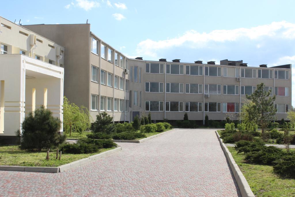Hotel Promenad Zatoka Exteriör bild